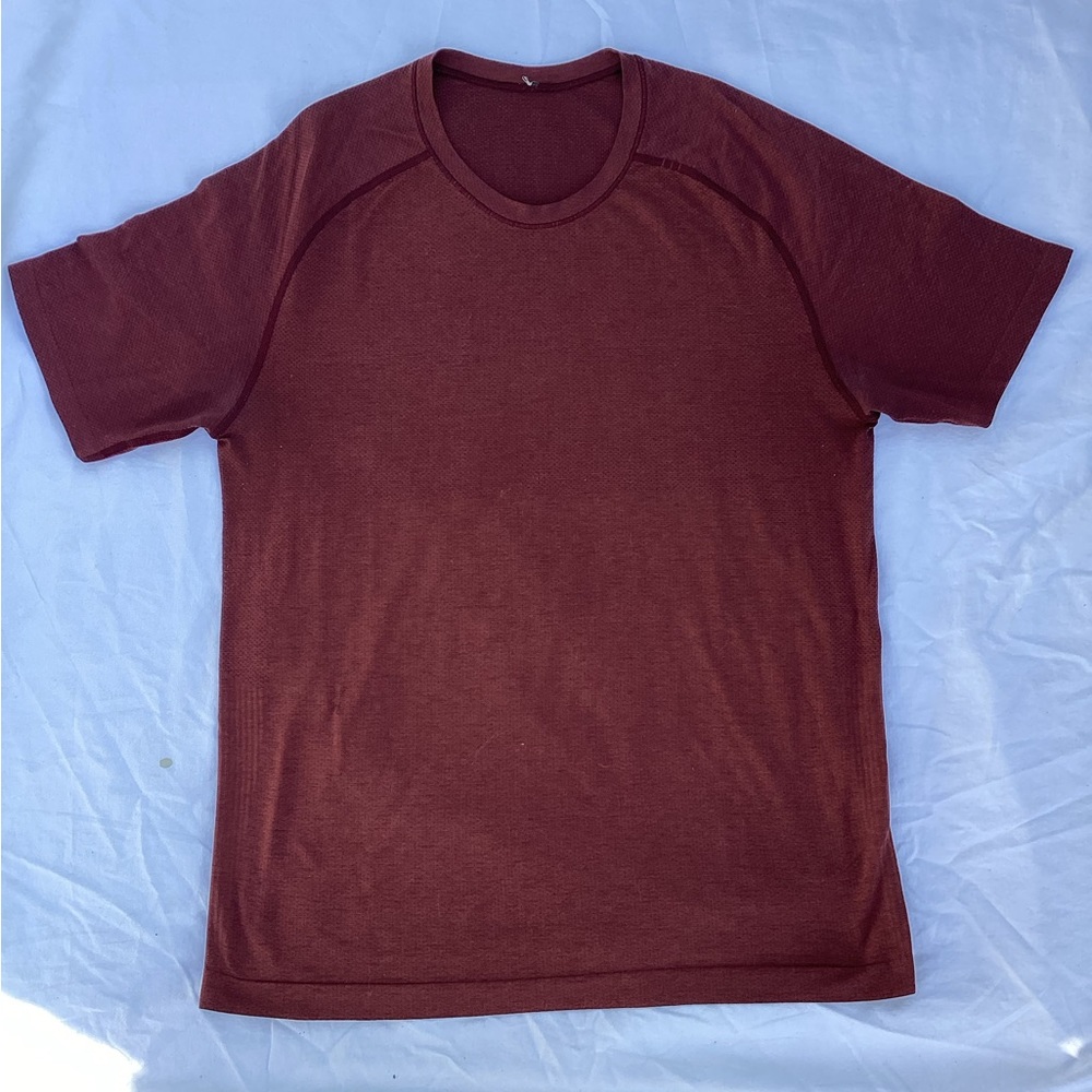 LuluLemon work out shirt